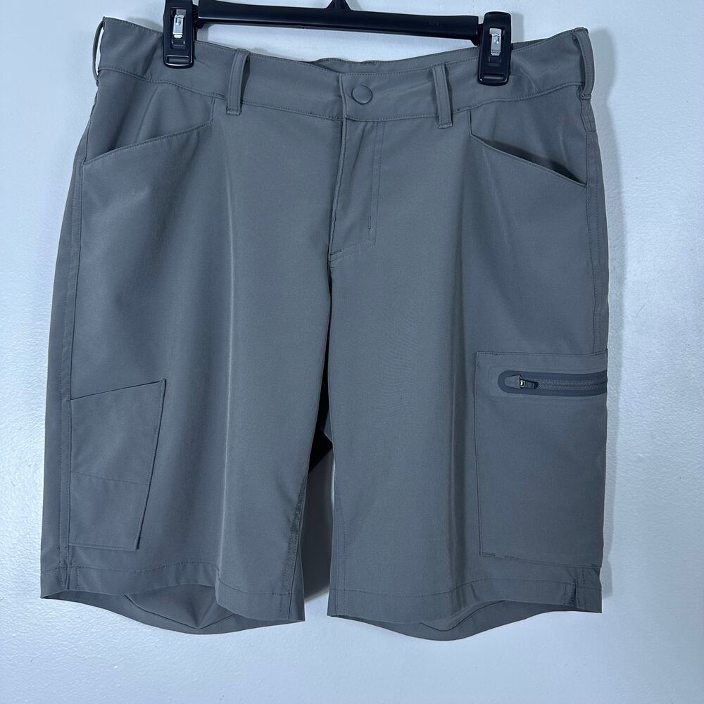 Field & Stream Women’s Gray Stretch Utility Cargo Trail Hiking Shorts 10